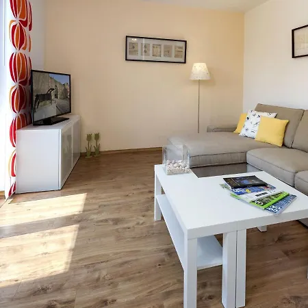 Charming Near Nova Vas Alm With Terrace Daire