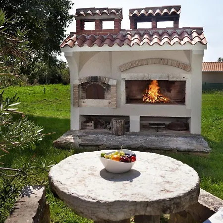 Charming Near Nova Vas Alm With Terrace Nova Vas (Porec)