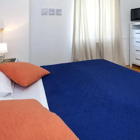 Charming Near Nova Vas Alm With Terrace Nova Vas (Porec)
